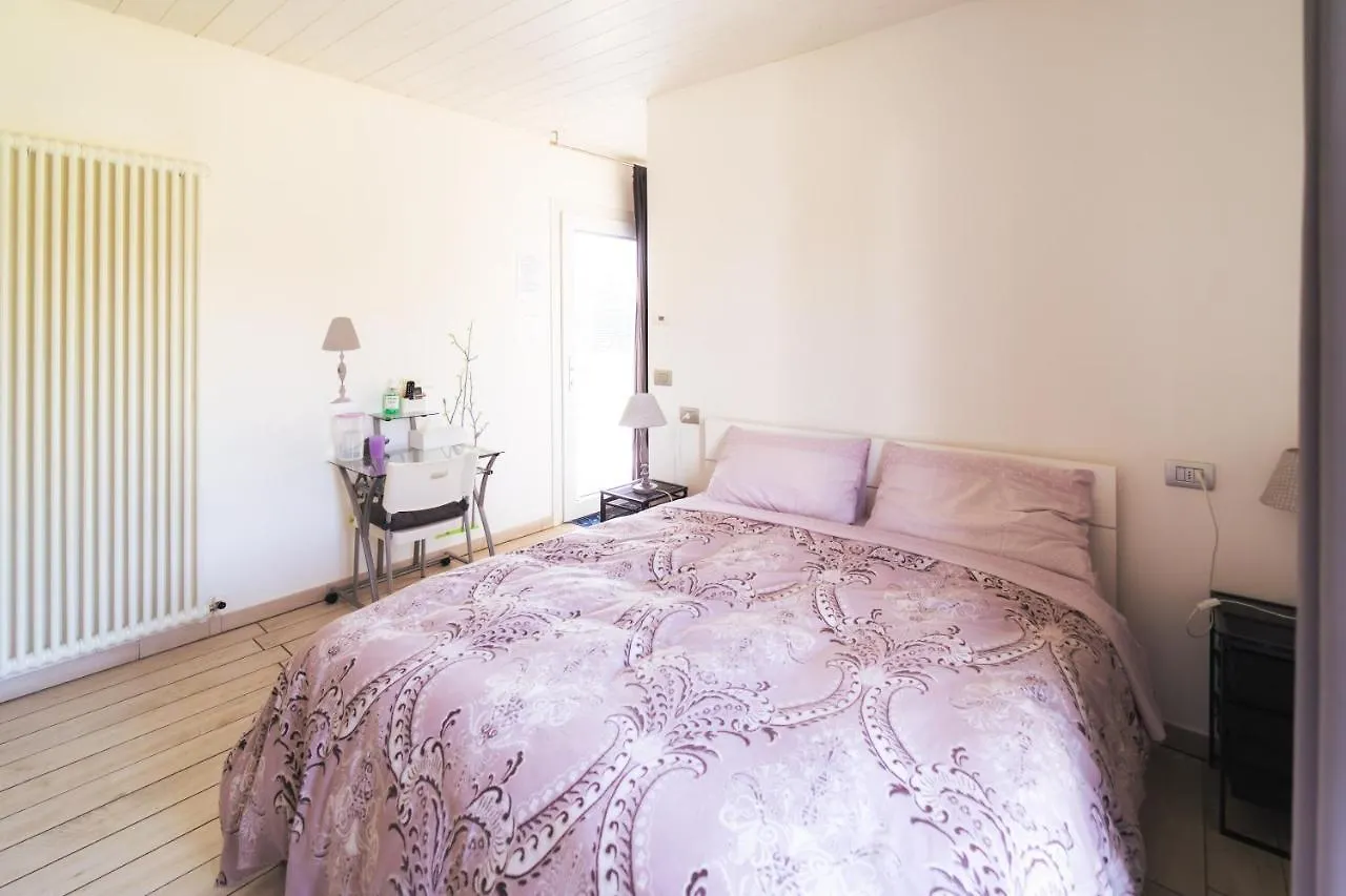 Bed and Breakfast Il Giardino Di Rebecca Ferrara